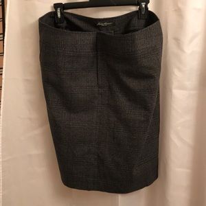 Eddie Bauer lined black skirt